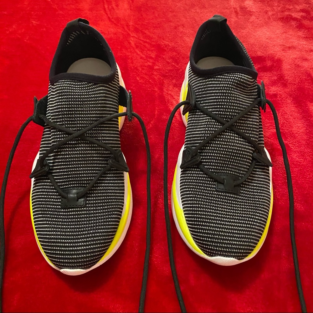 Vince Camuto Tennis Shoes